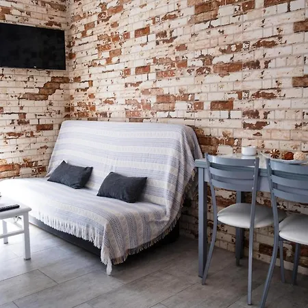 Apartment Duplex Central Con Terraza En Conil: Ideal Para Familias Y Parejas - Es-180-200